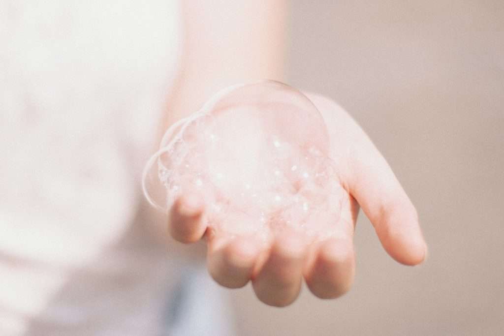 Are Soaps and Detergents Making Us Dirtier? Plus: 3 Sustainable and Nontoxic Options