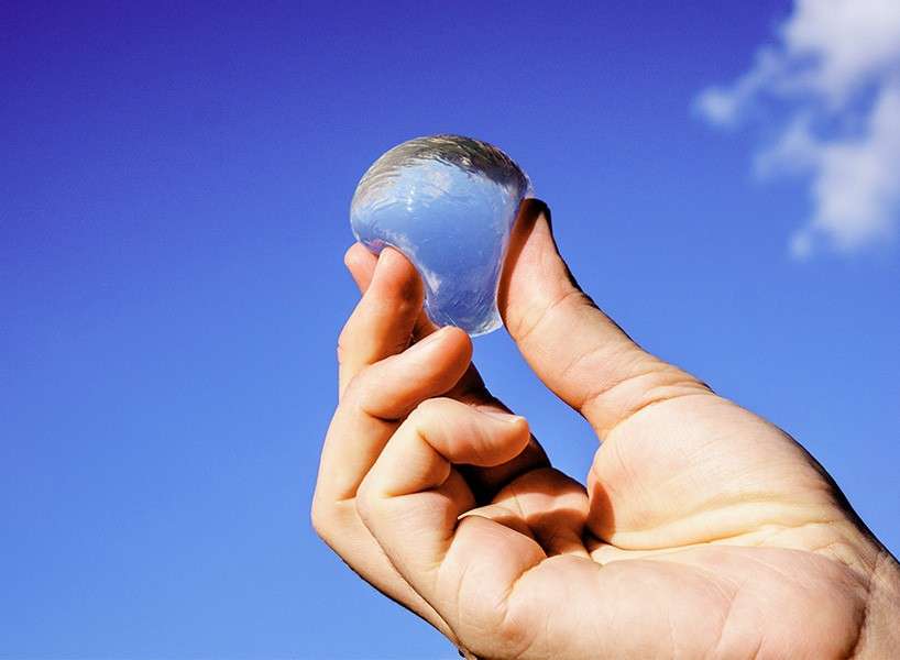 The Ooho water balls with edible packaging 