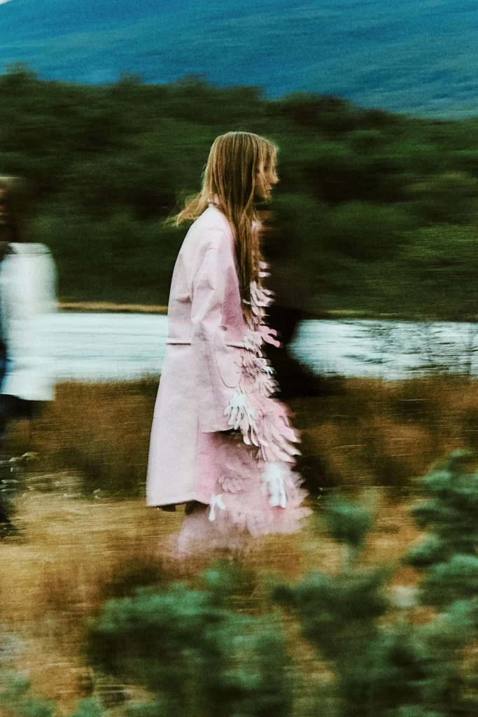 Nous Etudions on model.